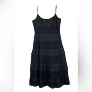 🌺REDUCED PRICE🌺 Ann Taylor Black Lace Midi Dress